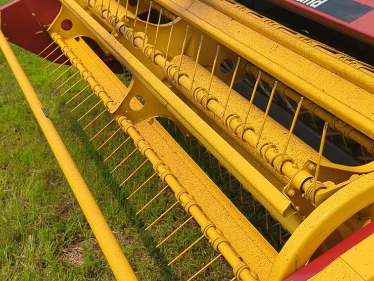 new-holland-1465-image-4