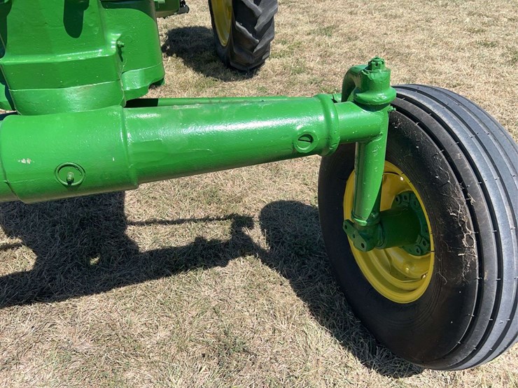 john-deere-model-b-image-19