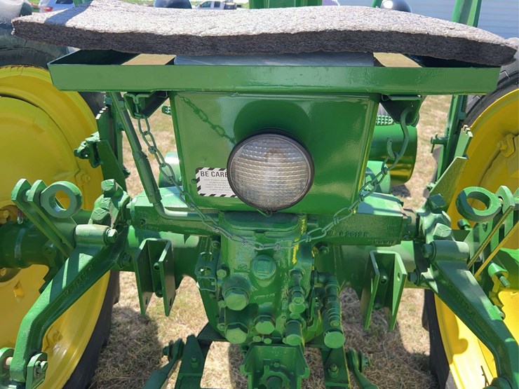 john-deere-model-b-image-41