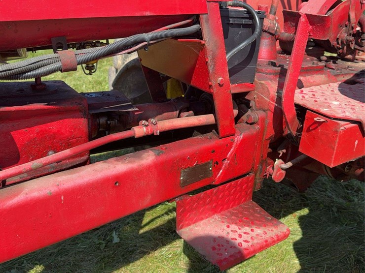 massey-harris-colt-image-46