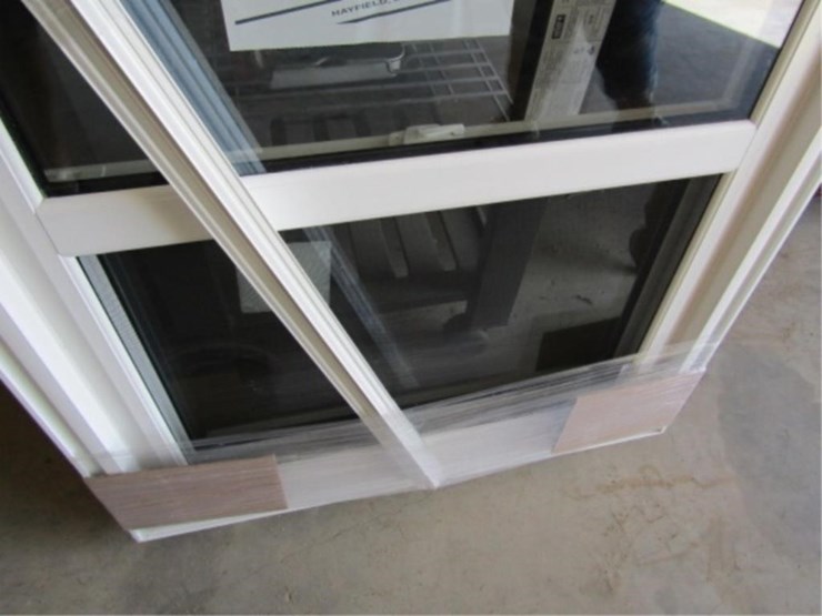 hayfield-single-hung-vinyl-window-new-29.75x40.25-image-7