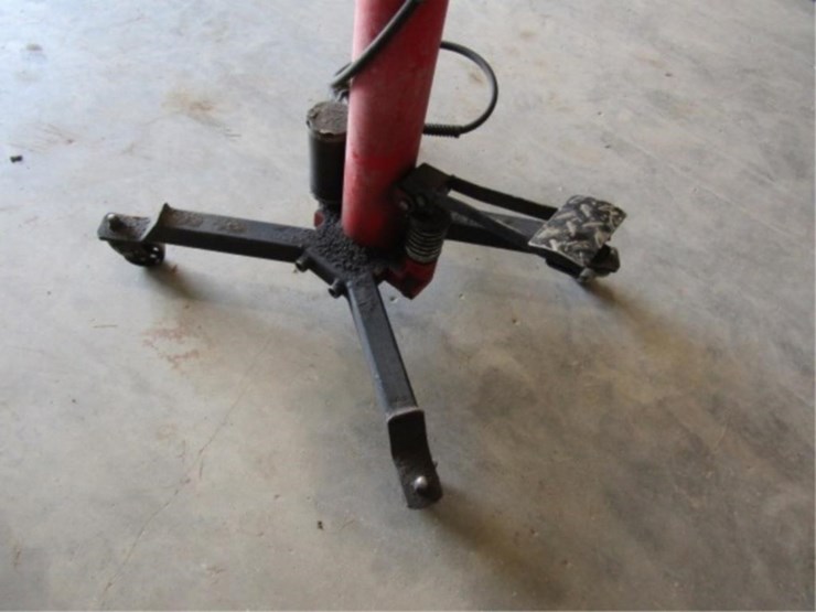 air/hyd.-transmission-jack-w/foot-pedal-image-9
