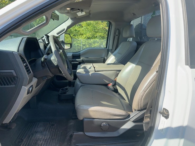 2017-ford-f350-xl-image-20