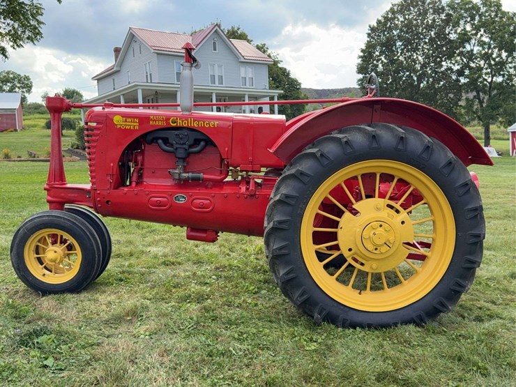 massey-harris-challenger-image-9