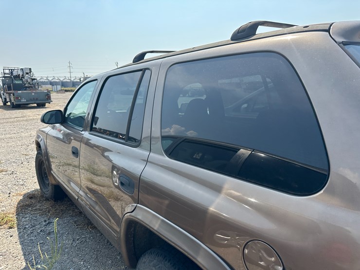 2000-dodge-durango-image-18