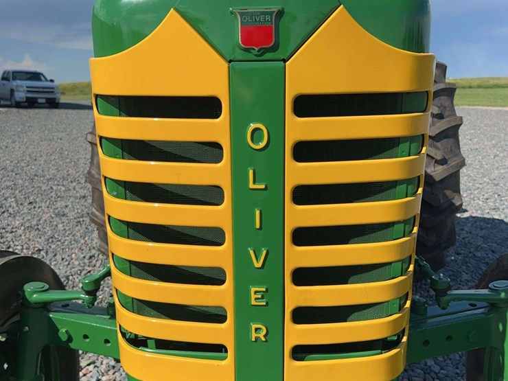 1955-oliver-super-55-image-9