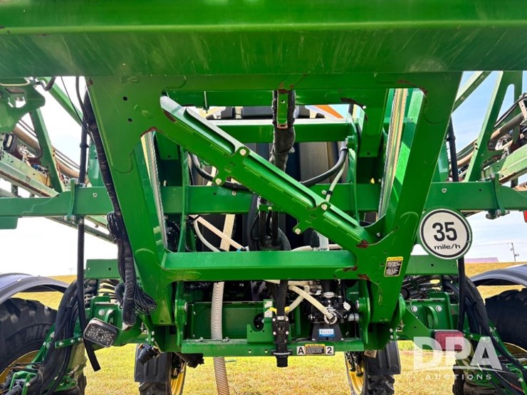 2018-john-deere-r4038-image-62