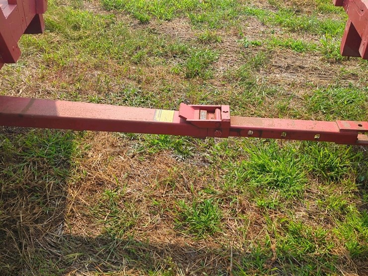 18-ft-wood-kicker-rack-with-gehl-10-ton-running-gear,-18'-long-x-8'10"-wide
(stored-inside)-image-4