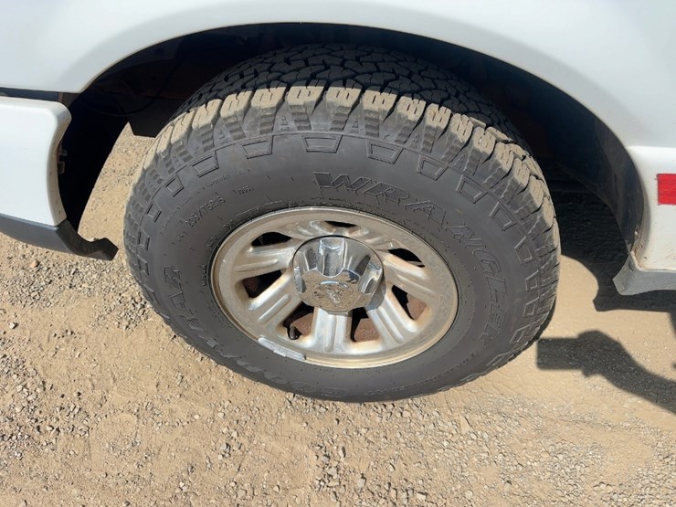 2009-ford-ranger-xlt-image-11