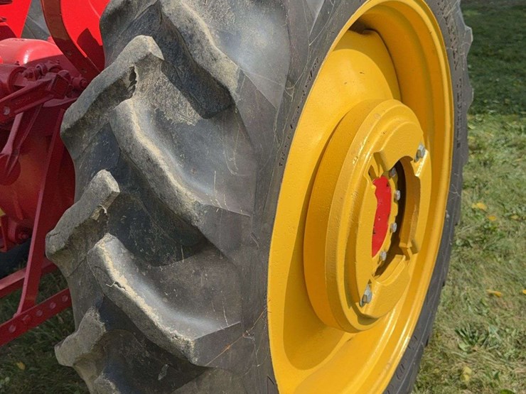 massey-ferguson-101-image-45