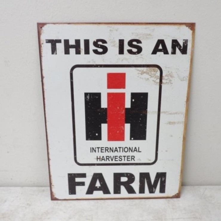 INTERNATIONAL 12