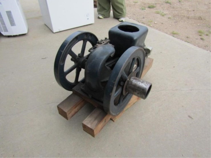 fairbanks-morse-1-1/2hp-stationary-engine,-image-9