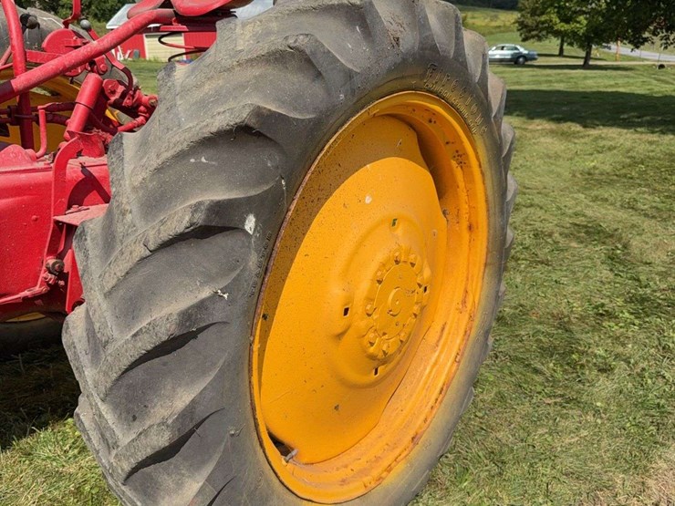 massey-ferguson-44-image-17
