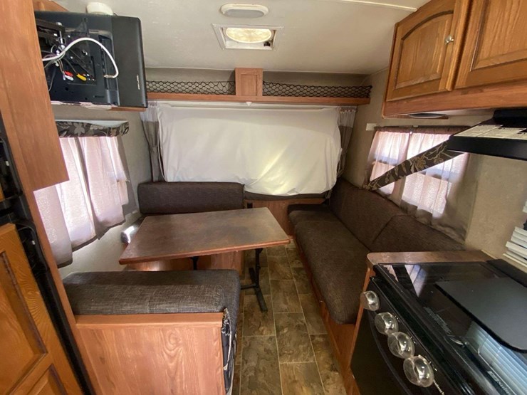 2015-forest-river-rockwood-roo-19-25ft-t/a-travel-trailer-image-10