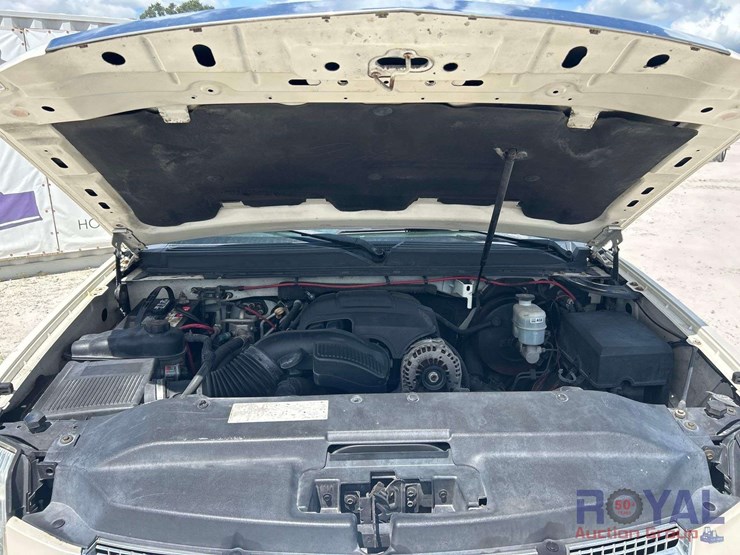 2008-cadillac-escalade-esv-image-9