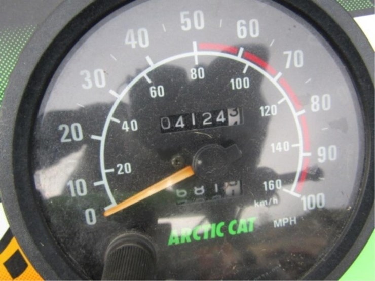 1997-arctic-cat-zl440,4,124-miles,-poly-ski's,runs-image-10