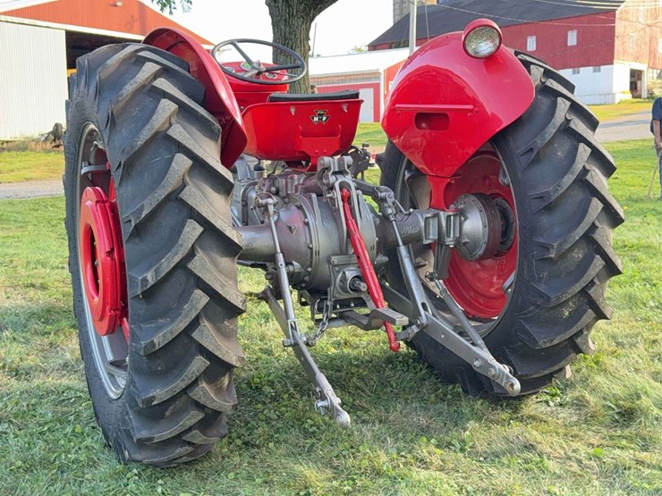 massey-ferguson-65-image-7