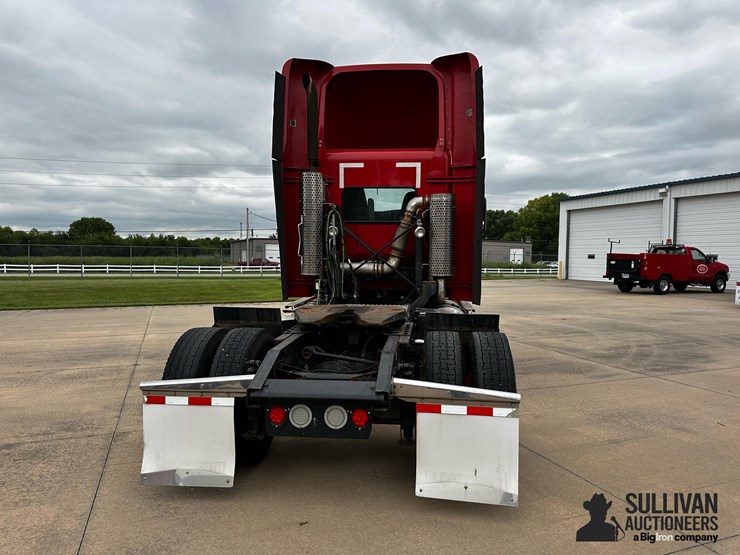 2015-kenworth-t440-image-6