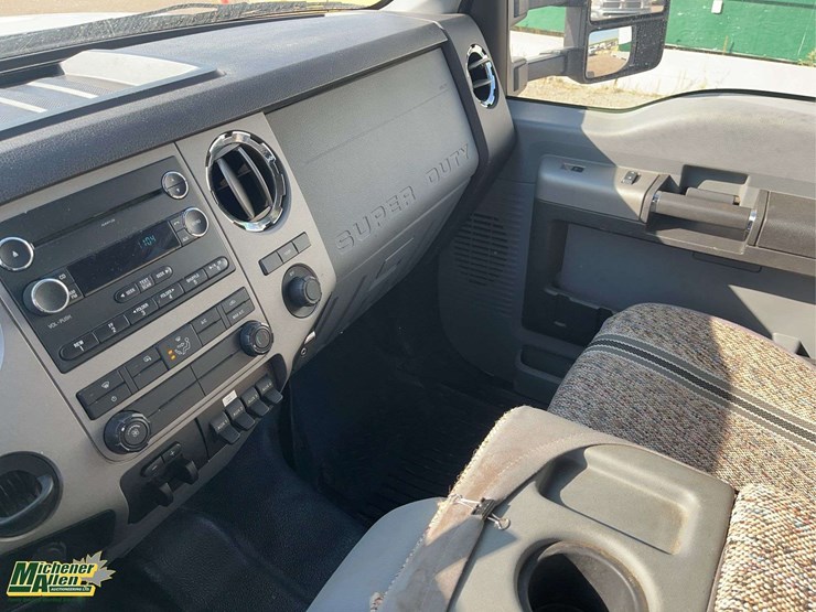 2014-ford-f450-image-13