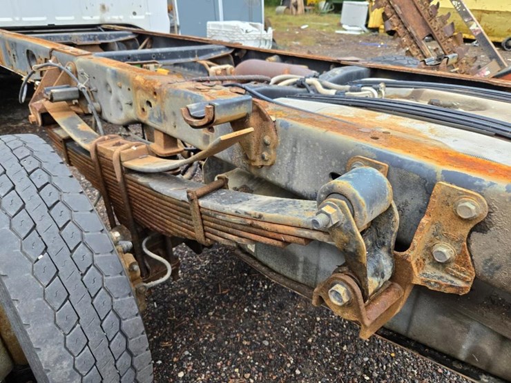 2010-ford-f550-image-29