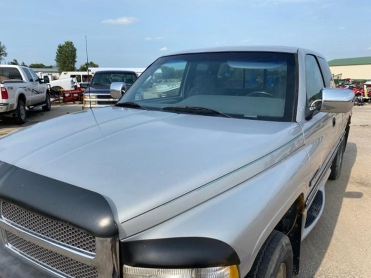 1997-dodge-ram-1500-laramie-slt-image-11