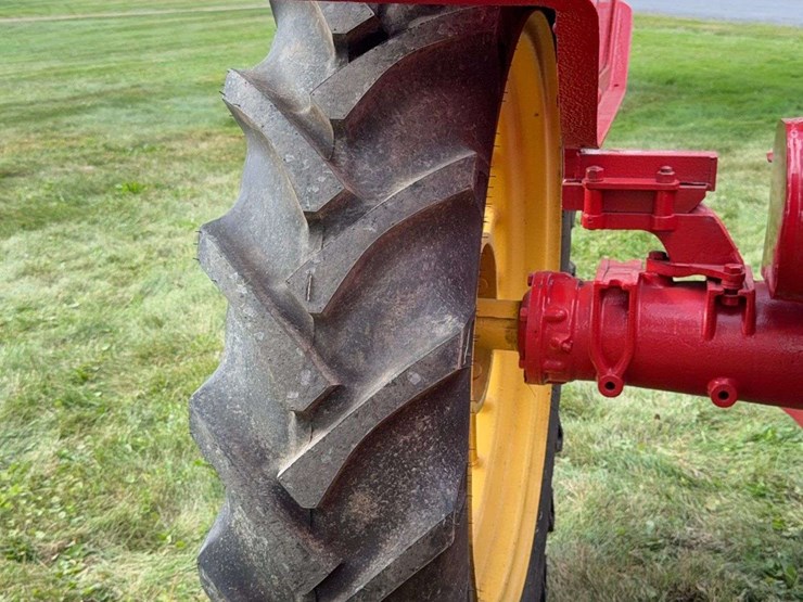 massey-harris-challenger-image-19