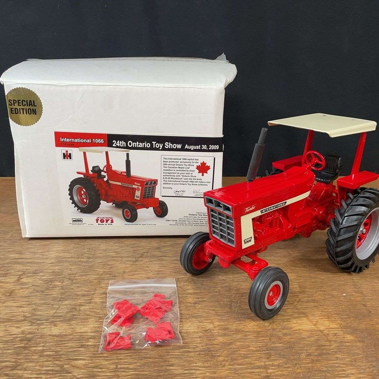 1/16 IH 1066 2009 Ontario NIB SM