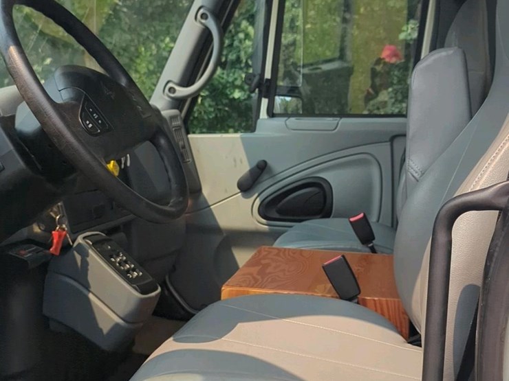 international-durastar-4400-image-6