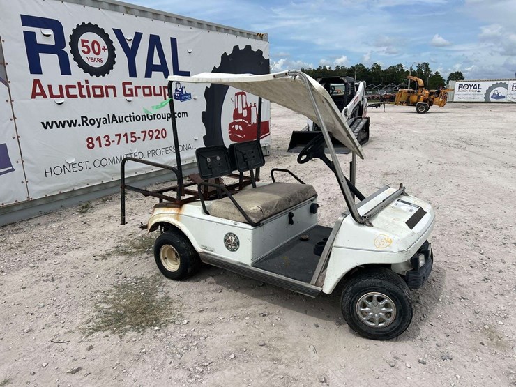 club-car-golf-cart-image-2