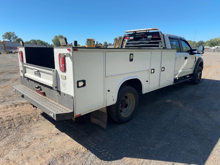 2019-ford-f550-xl-image-8