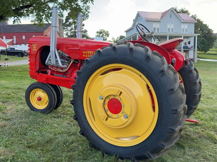 massey-ferguson-350-image-7
