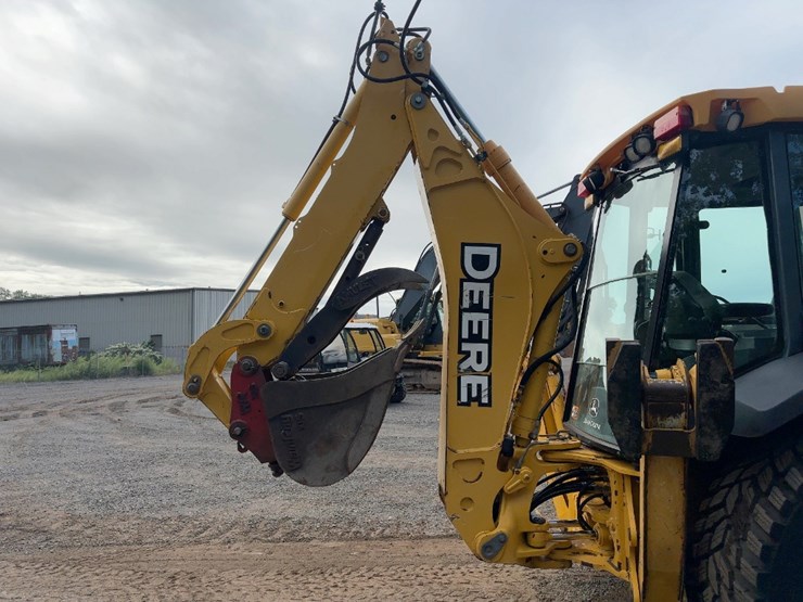 2006-deere-310g-image-22