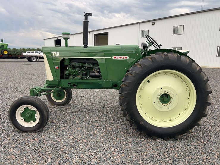 1958-oliver-770-image-6