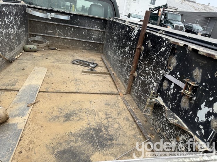 2016-ford-f350-xl-image-28