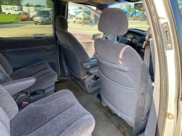 2000-dodge-grand-caravan-image-51