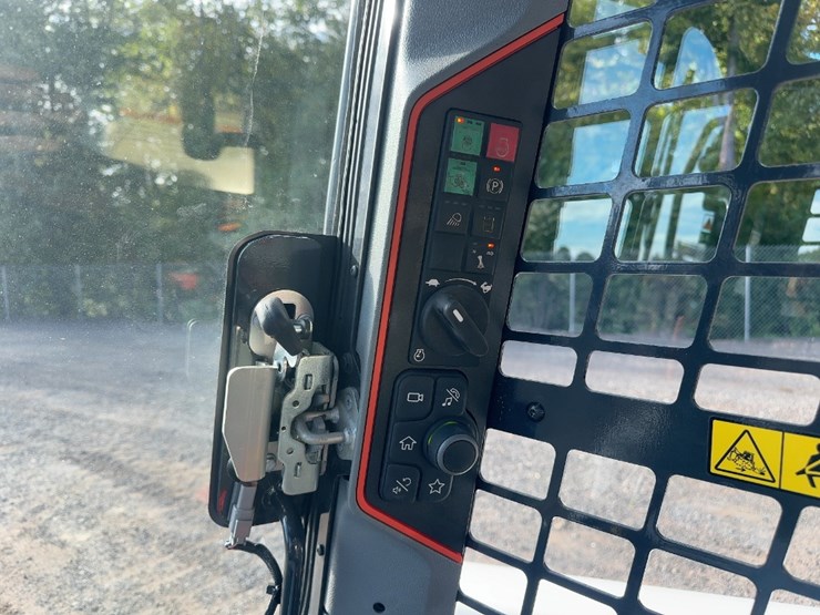 2022-bobcat-s66-image-21