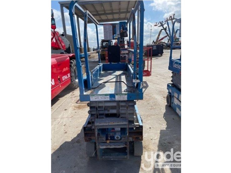 2016-genie-gs1930-image-2