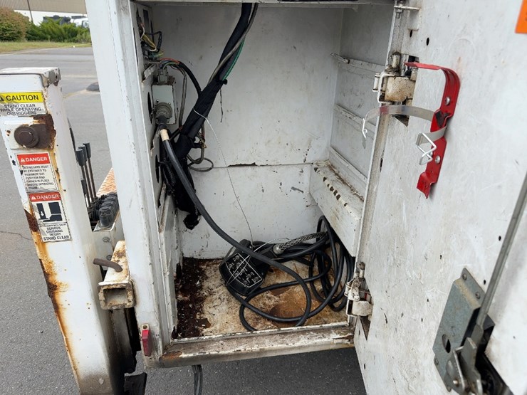 2008-ford-f550-xl-image-19