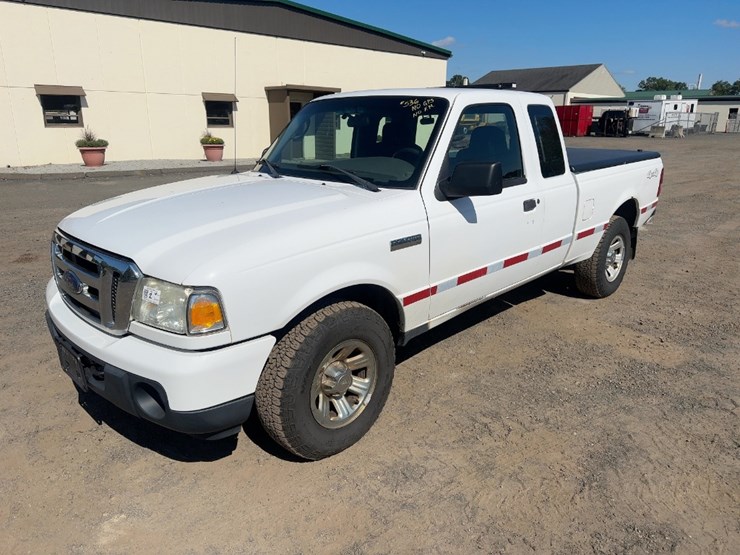 2009-ford-ranger-xlt-image-1