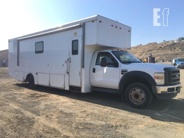 2008-ford-f550-xl-image-2