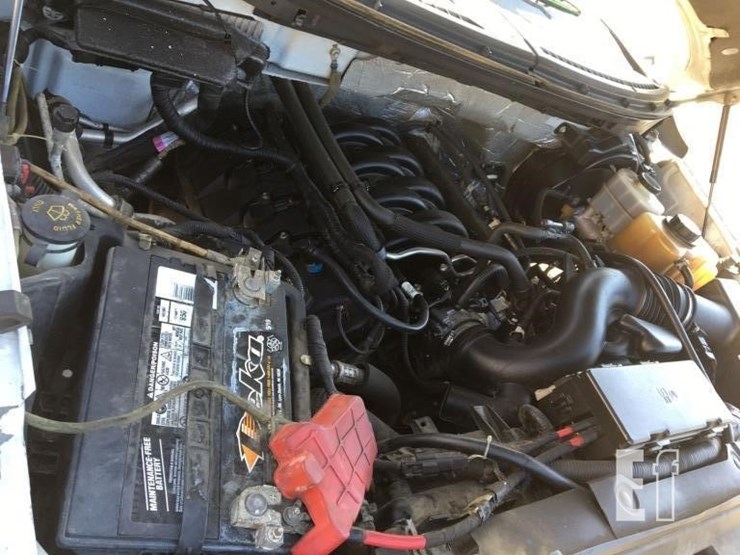 2012-ford-f150-xl-image-10