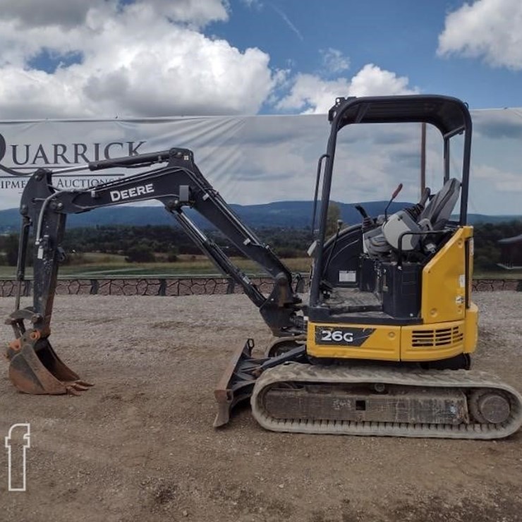 2021 DEERE 26G