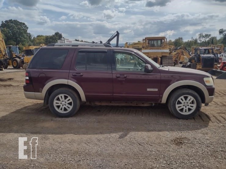 2007-ford-explorer-eddie-bauer-image-3