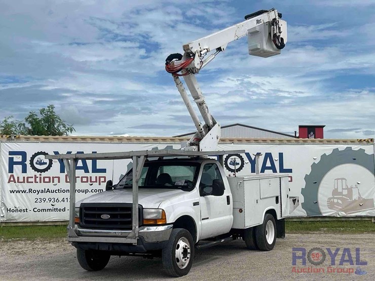 2000-ford-f550-image-32