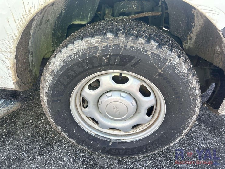 2013-ford-f150-image-24