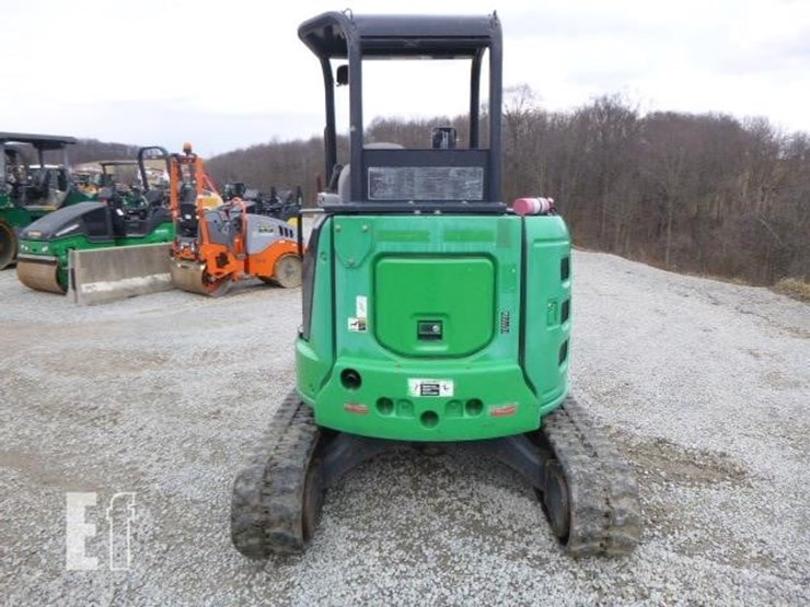 2021-takeuchi-tl8r-image-4