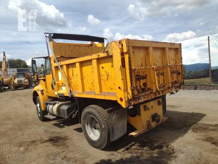 2018-international-durastar-4300-image-34
