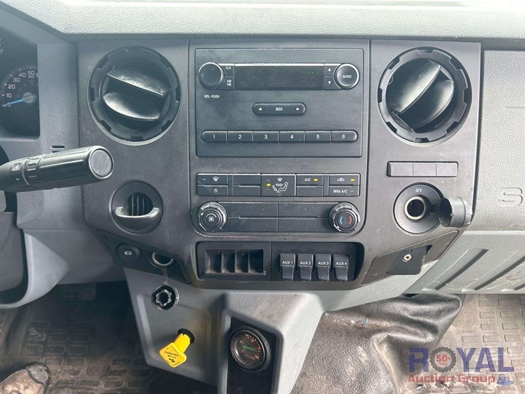 2017-ford-f650-image-11