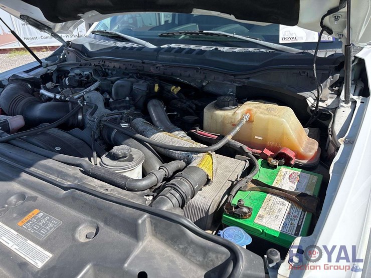 2017-ford-f550-image-9