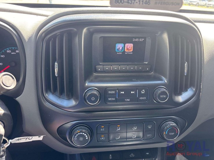 2017-chevrolet-colorado-image-13